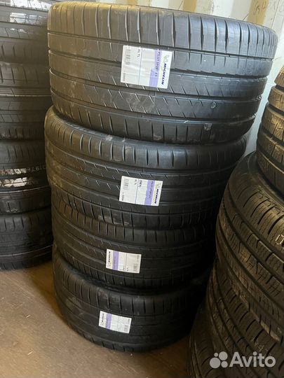 Michelin Pilot Sport 4 S 255/35 R19 и 285/30 R20