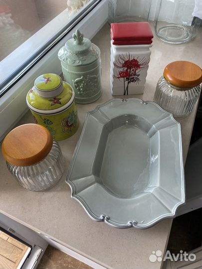 Банки для сыпучих продуктов керамика стекло+ блюдо