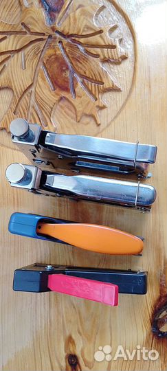 Степлер мебельный