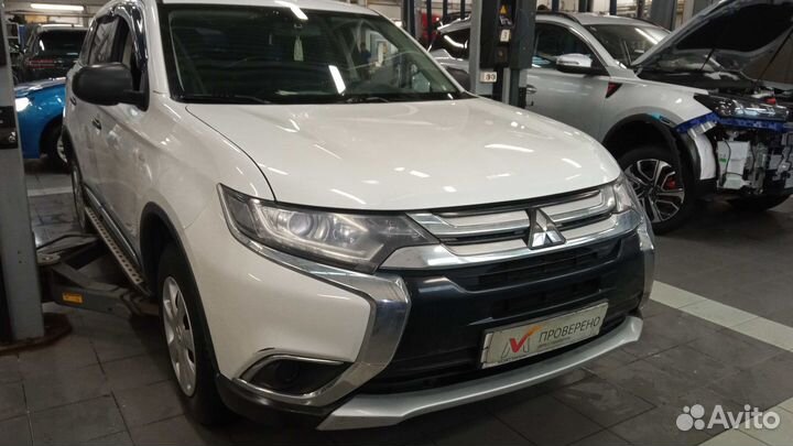 Mitsubishi Outlander 2.0 CVT, 2017, 133 174 км