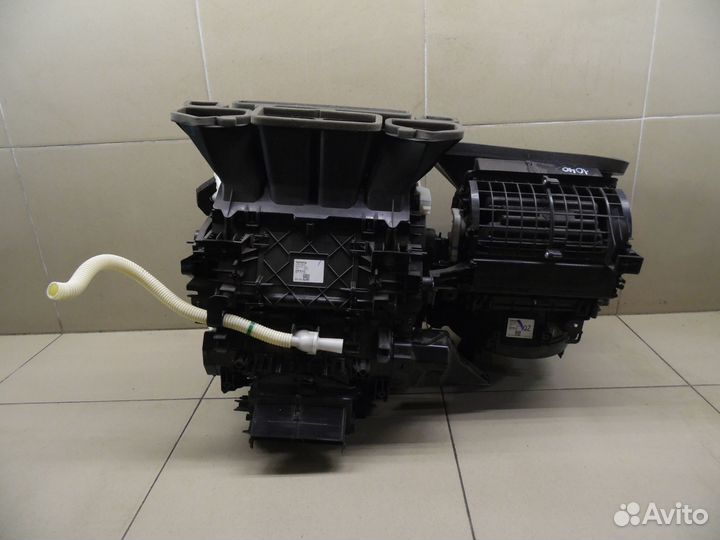 Корпус отопителя Fortuner 2015