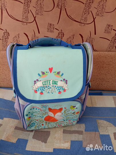 Продам школьный рюкзак