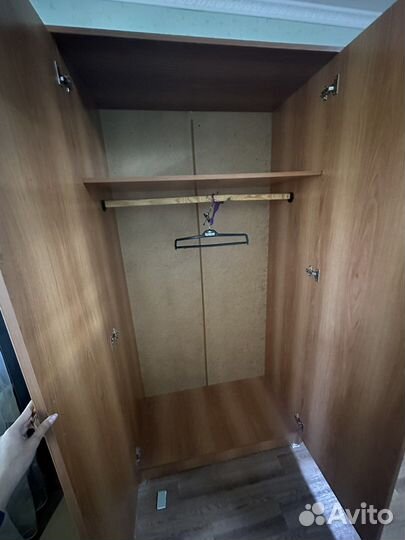 Продам 2 шкафа