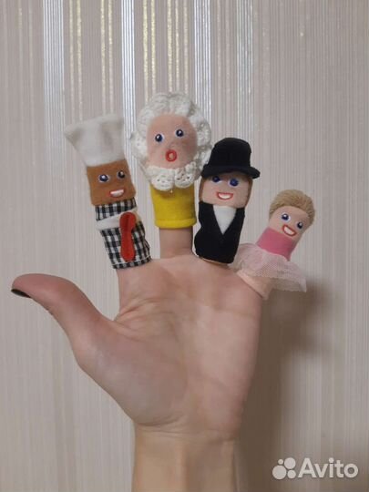 14 персонажей