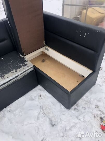 Кухонный уголок со спальным местом