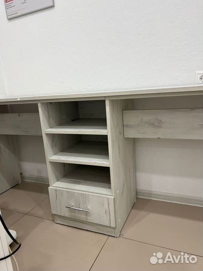 Стол для маникюра