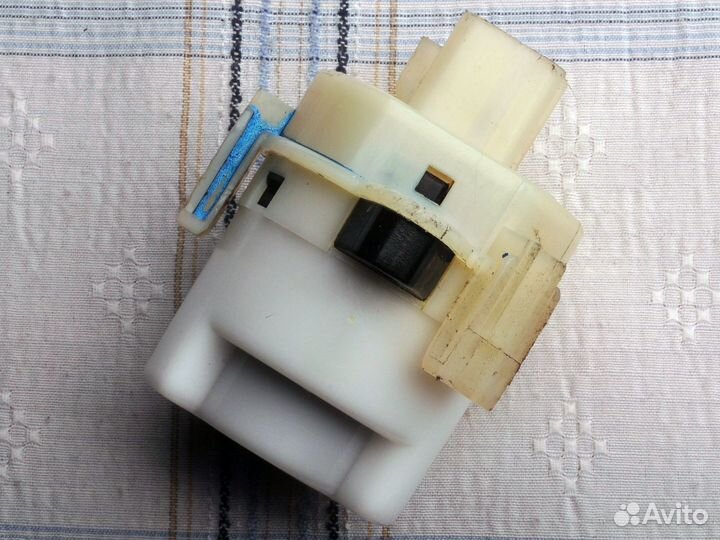 Контактная группа замка зажигания hyundai KIA