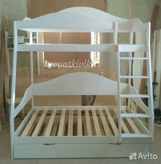 Двухъярусная кровать для детей и взрослых