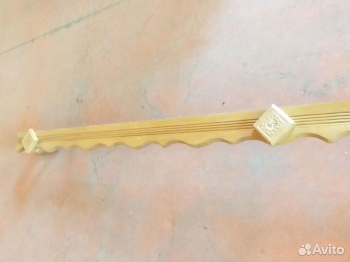 Карниз 2.5м. деревянный