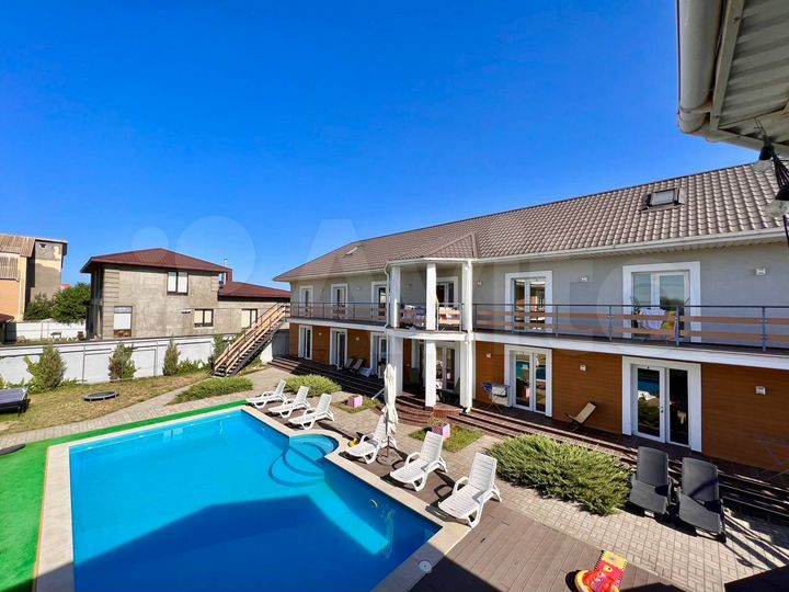 Гостиница, 900 м²