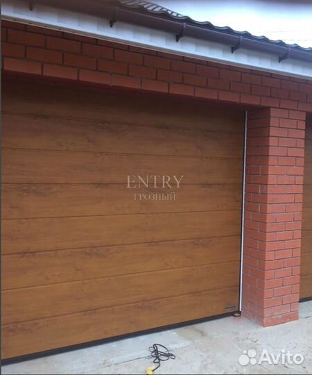 Ворота гаражные секционные