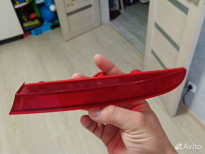 Отражатель заднего бампера правый SsangYong Rexton