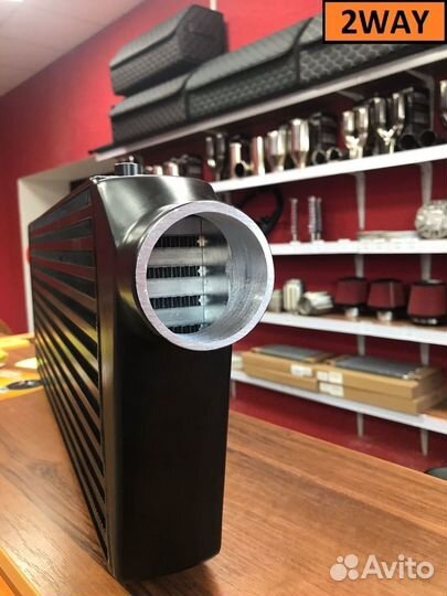 Интеркулер 550-230-65 выхода 63 черный