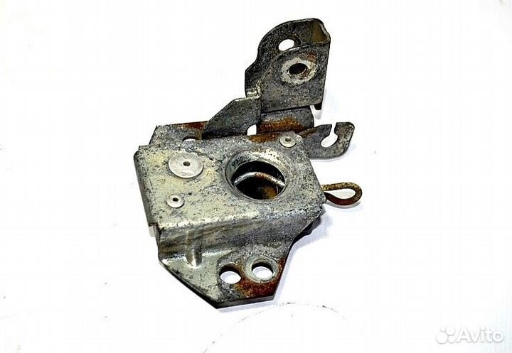 Замок решетки радиатора, правый iveco Stralis (01