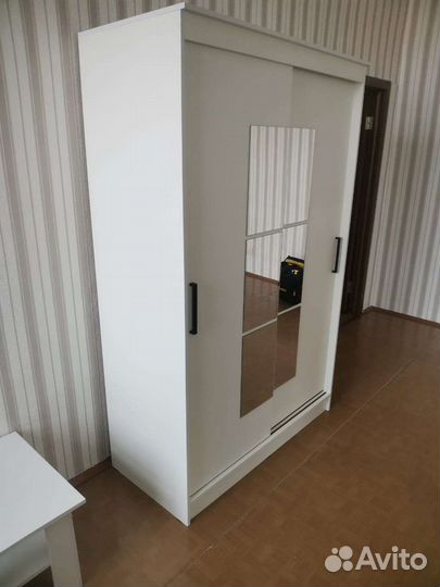 Сборщик мебели