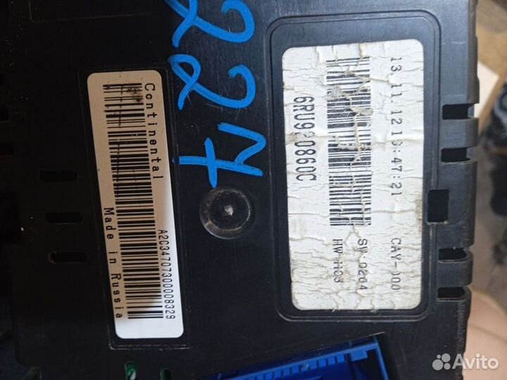 Панель приборов Volkswagen Polo