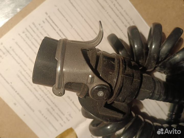 Кабель между тягачом и полуприцепом