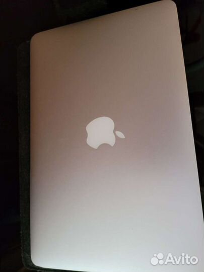 Apple MacBook Air 11 2012