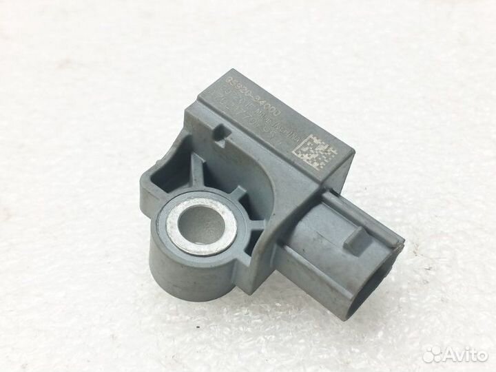 Датчик удара Kia Sportage 4 QL 2.0D D4HA 2016