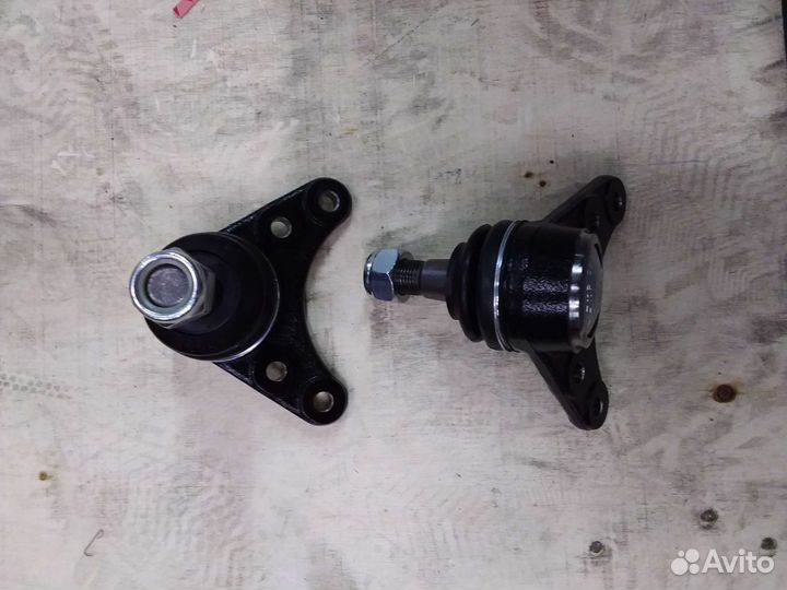 Шаровая опора верхняя на Chevrolet Trailblazer 2