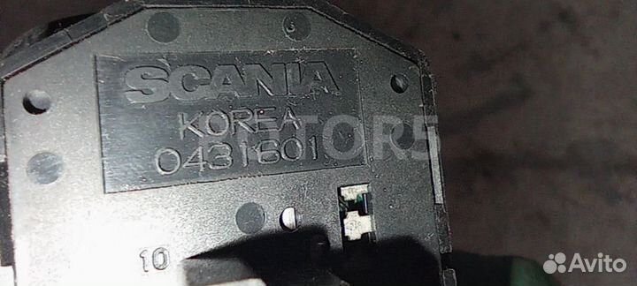 Блок управления стеклоподъемниками передней правой