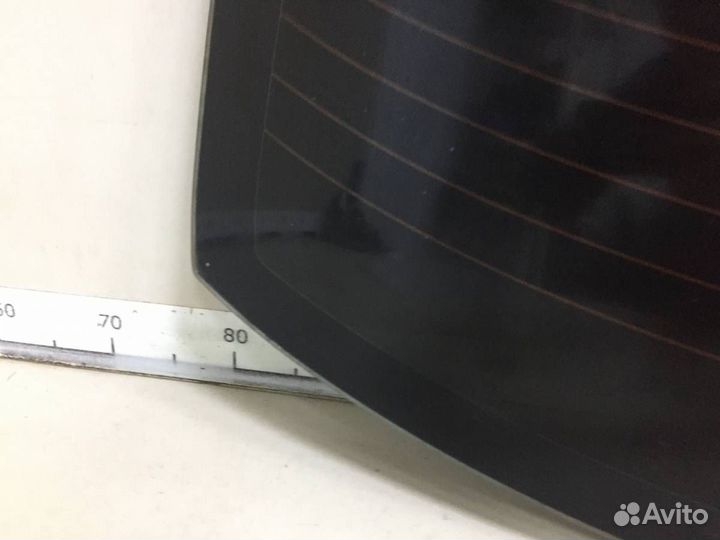 Б/У Стекло заднее 8457155G00 suzuki