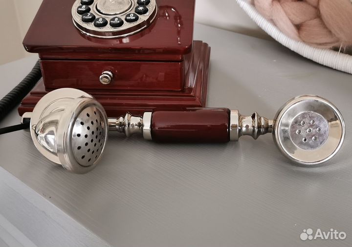 Ретро телефон стационарный
