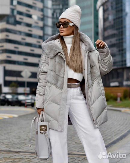 Продавец консультант в шоурум