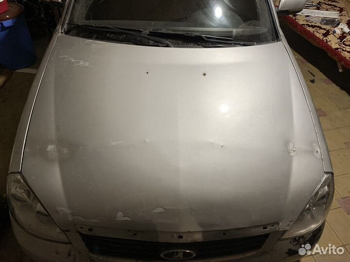 Капот приора