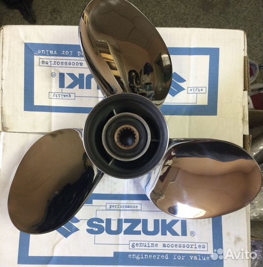 Винт Suzuki-90-140 нерж.шаг18