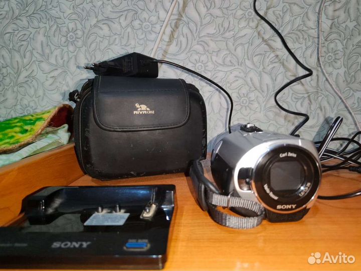 Видеокамера sony handycam hdd dcr-sr42
