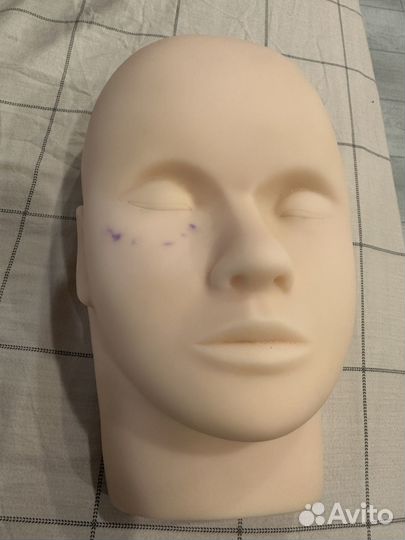 Манекен для наращивания ресниц