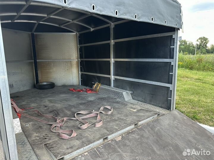 Прицеп легковой двухосный