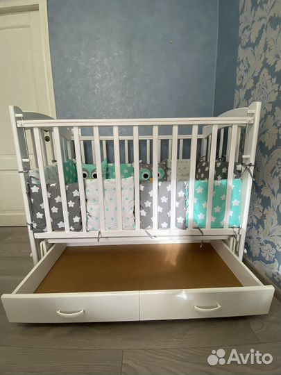 Детская кроватка с маятником+матрас+бортики