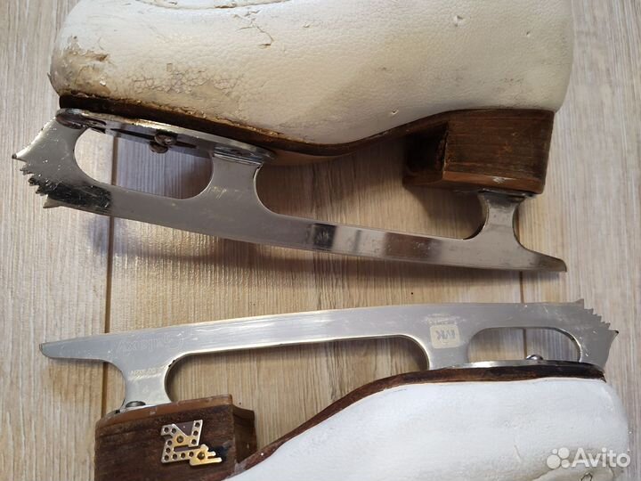 Коньки фигурные Risport 210