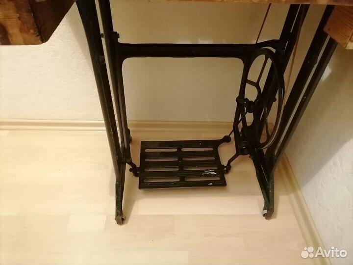 Швейная машинка