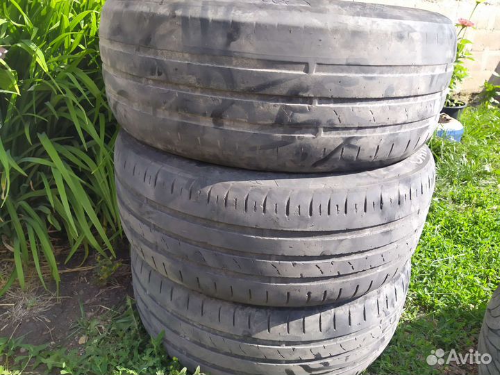 Kumho Ecsta HS51 195/50 R15 82