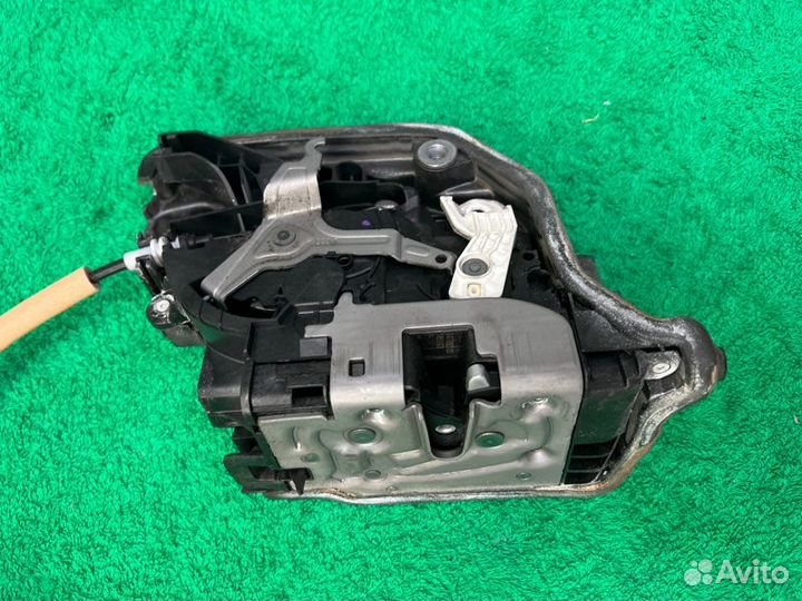 Замок двери задний правый Bmw 5 G30 B47D20A 2019