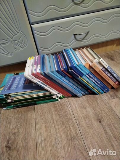 Учебники, книги