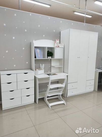 Шкаф в детскую