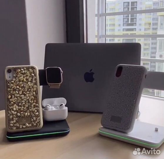 Беспроводная зарядка 3 в 1