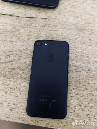 iPhone 7, 32 ГБ