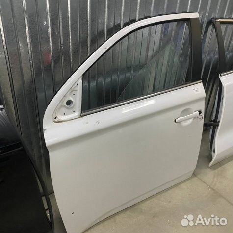 Передняя левая дверь Митсубиси Аутлендер 3 gf