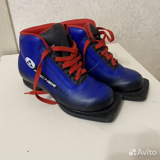 Лыжные ботинки fischer 34 р