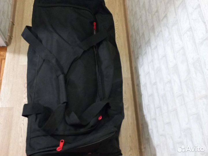 Баул хоккейнный на колесах