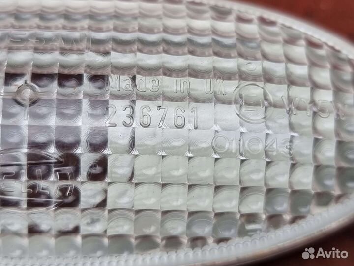 Повторитель поворота правый Nissan Micra K11