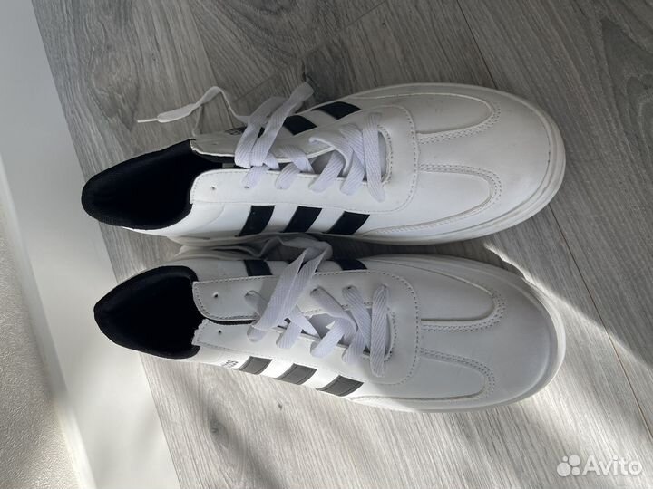 Кроссовки adidas 45 мужские