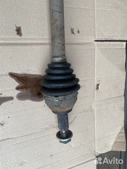 Привод передний левы Ford Focus 1