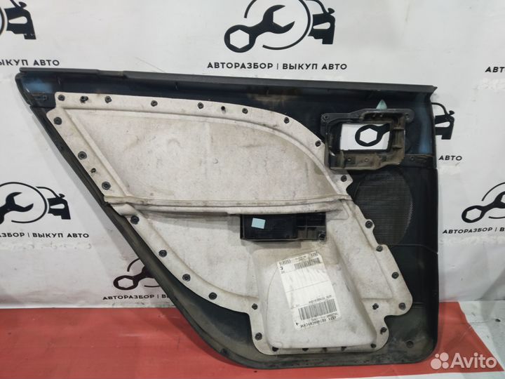 Задние обшивки дверей Ford Mondeo III седан