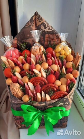 Мужской букет, колбасно-сырный букет